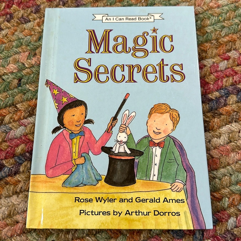 Magic Secrets hardcover I can‎ read book